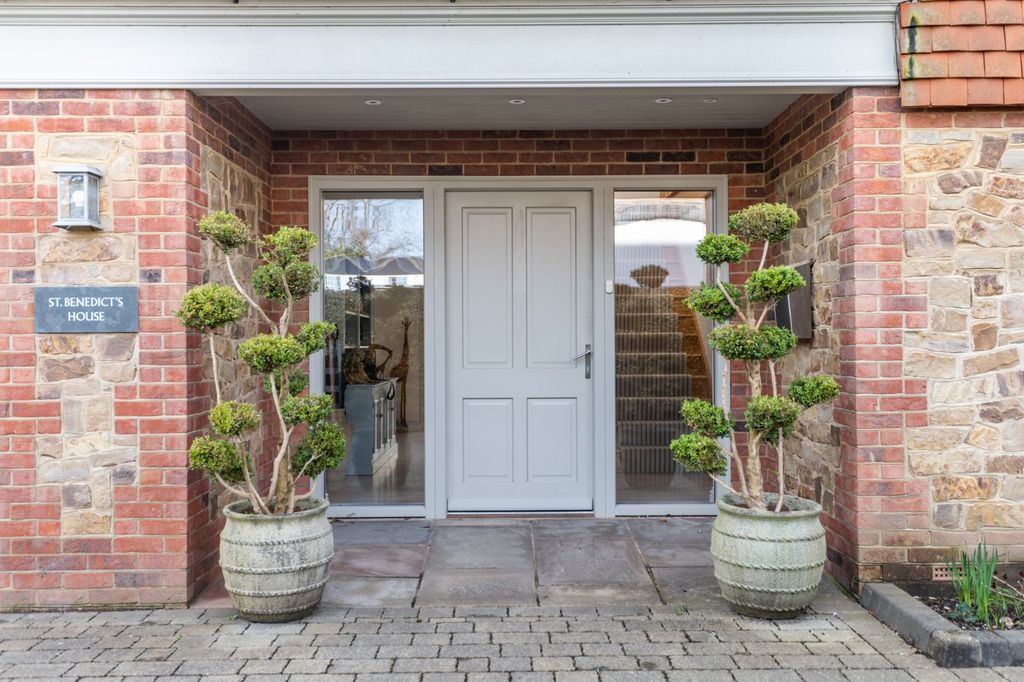 Property photo 3 of 26 Picture No. 09