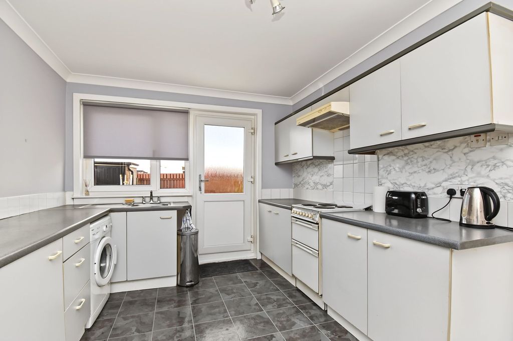 Property photo 3 of 16 Kitchen Angle 1