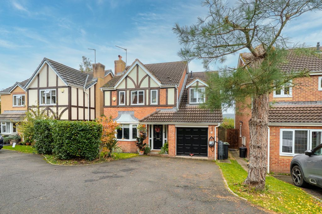 Property photo 1 of 37