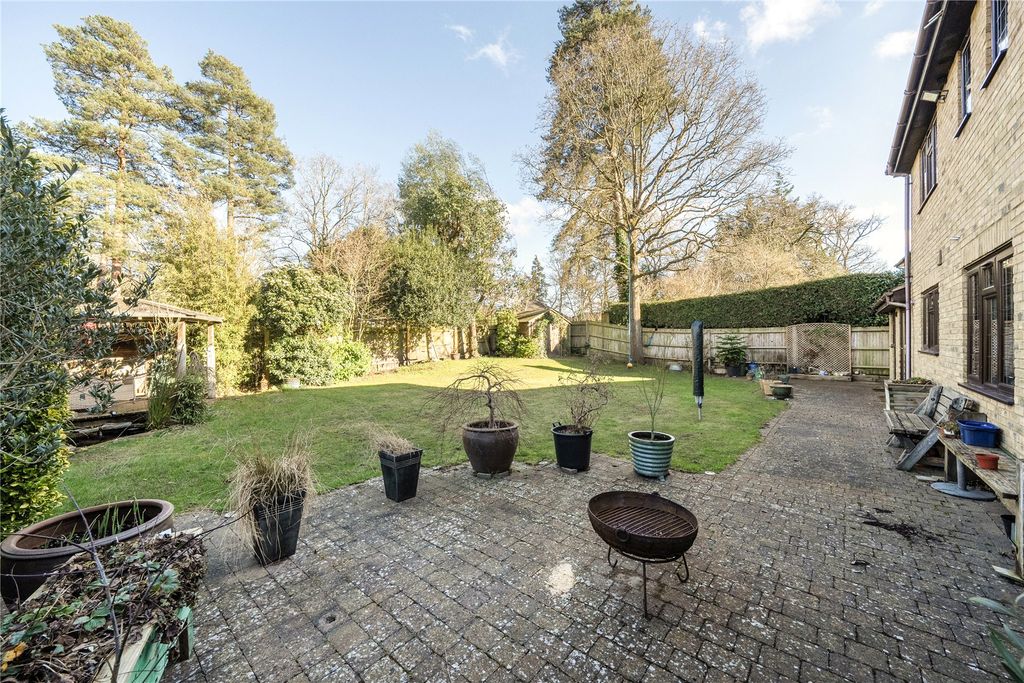 Additional image 22 of 4 bed detached house for saleLightwater GU18