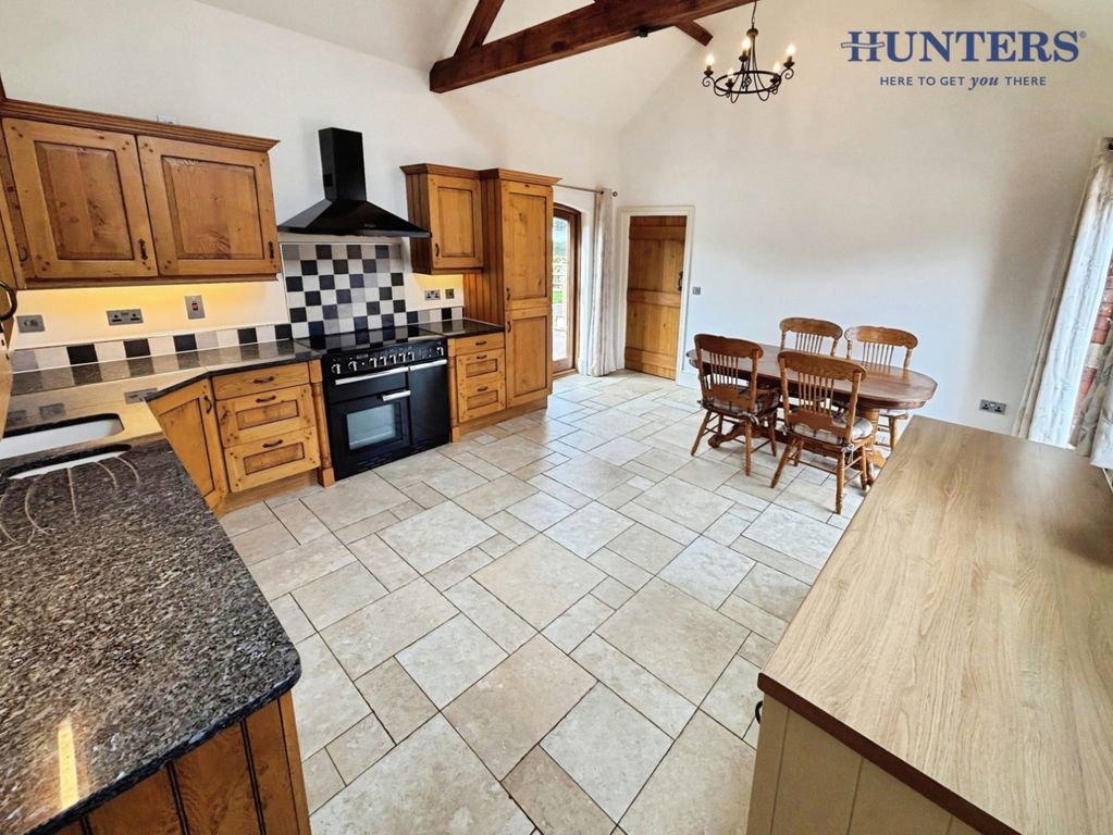 Property photo 2 of 13 Pbox-Img.Jpg