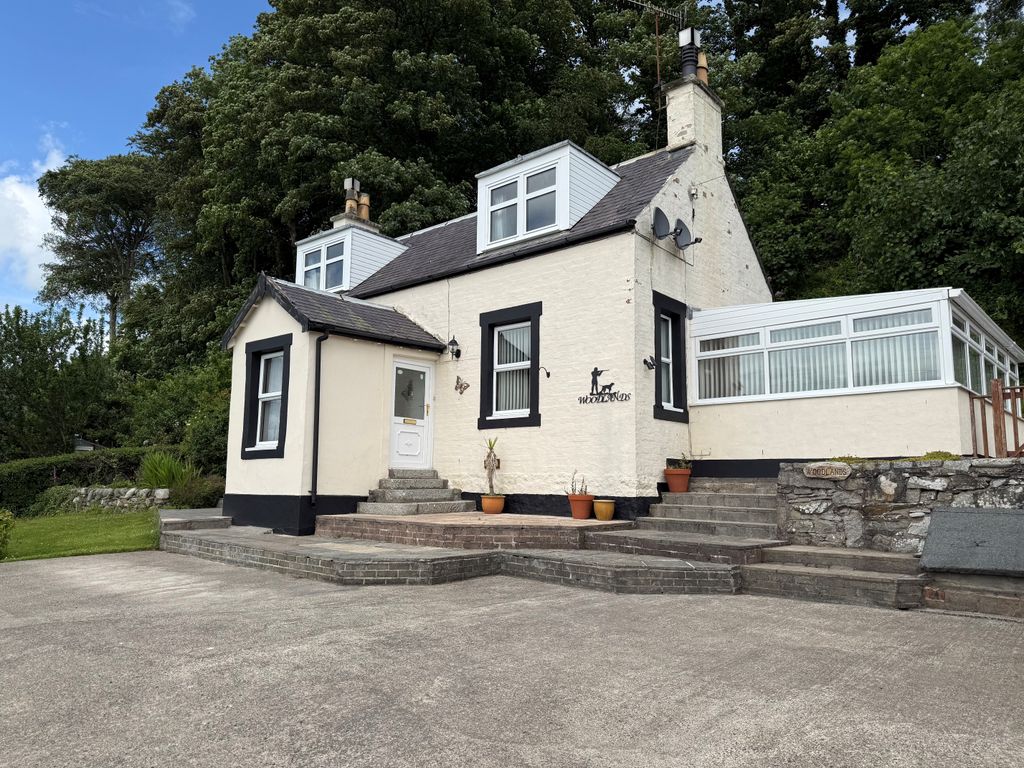 Property photo 3 of 16