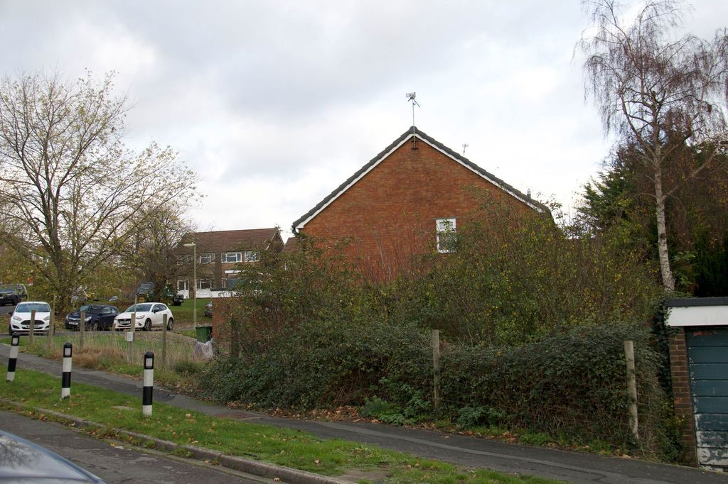 Property photo 1 of 12