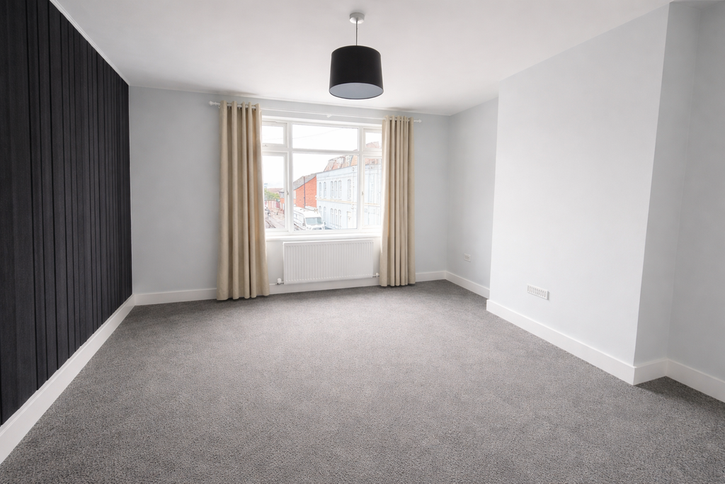 Property photo 3 of 15 Photo 6