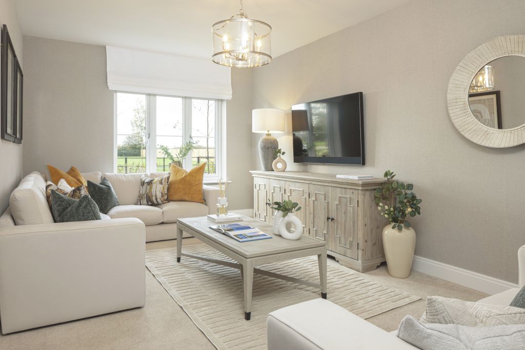 Property photo 2 of 9 Birchwood, Farnham