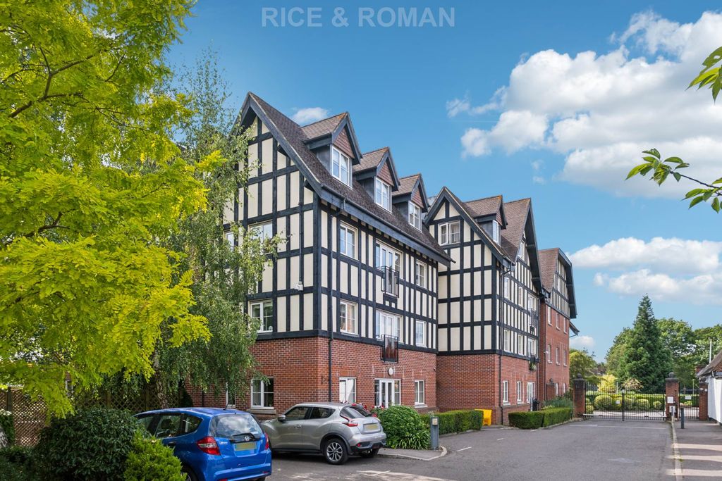 Property photo 1 of 13