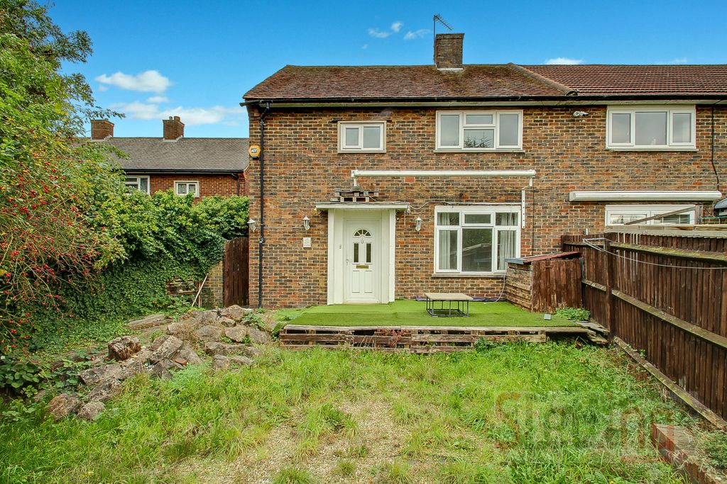 Property photo 2 of 13 Gallery