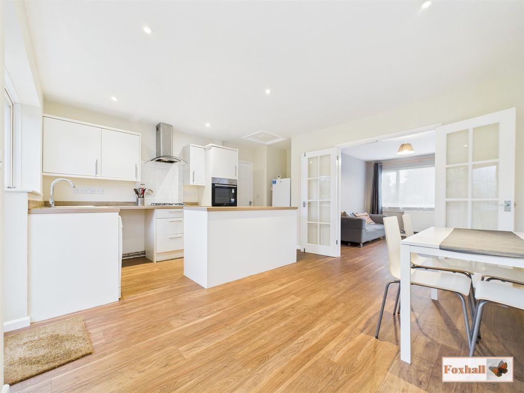 Property photo 2 of 21 Kitchen/Diner