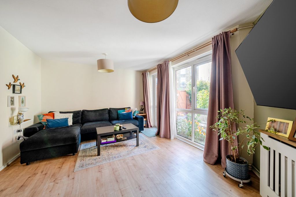 Property photo 3 of 17 Picture No. 17