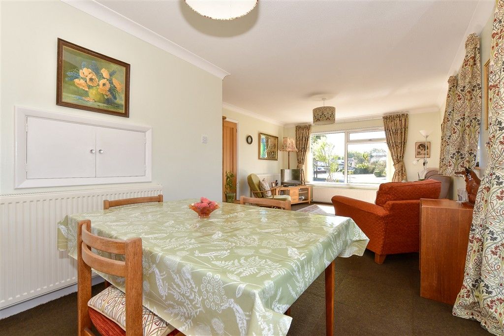 Property photo 3 of 15 Lounge/ Dining Room