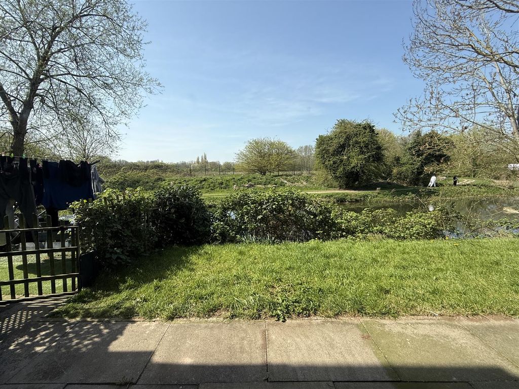 Property photo 3 of 6 Img_5560.Jpg