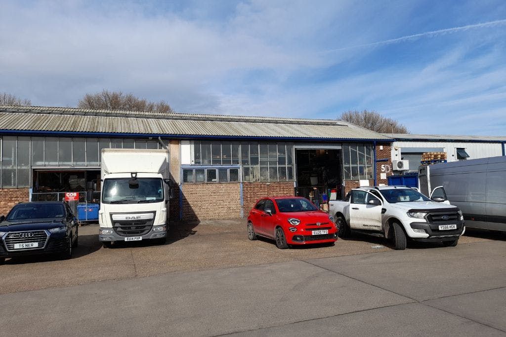 Property photo 3 of 10 2.Jpg