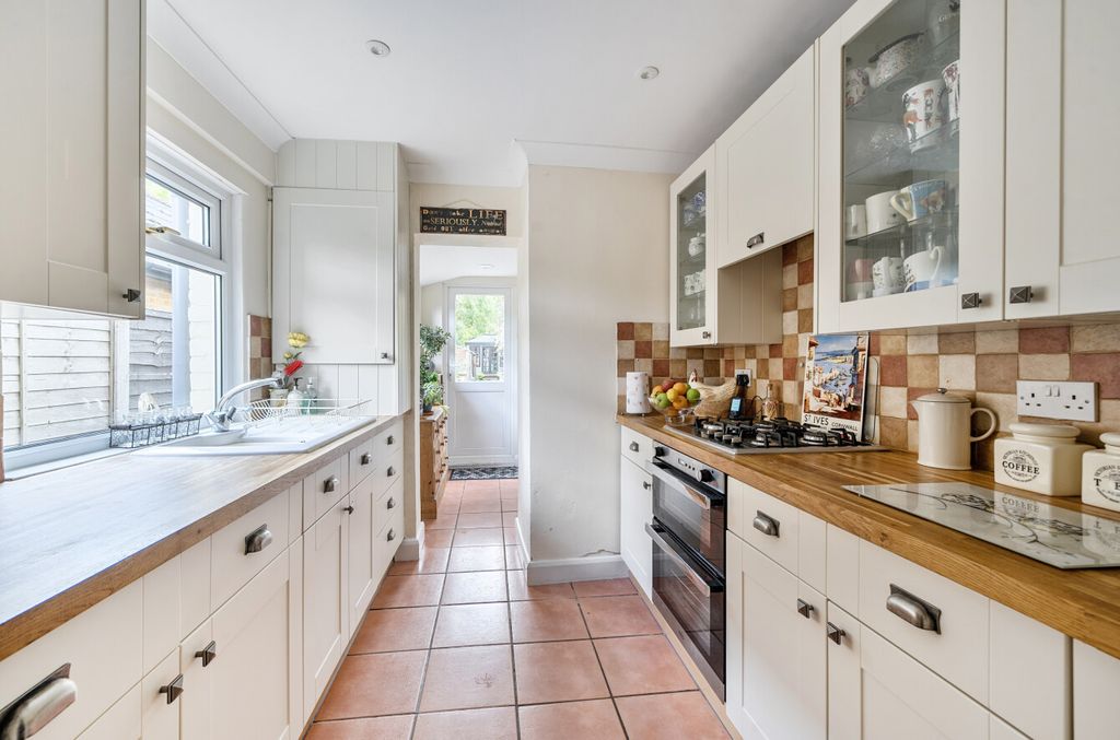 Property photo 3 of 16 1343950-8-68B9A8E...