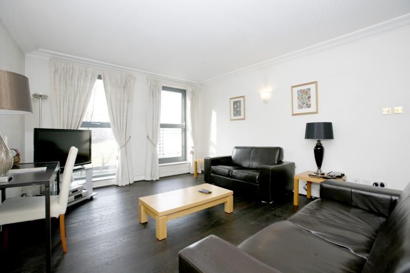 Property photo 1 of 9 Reception Room