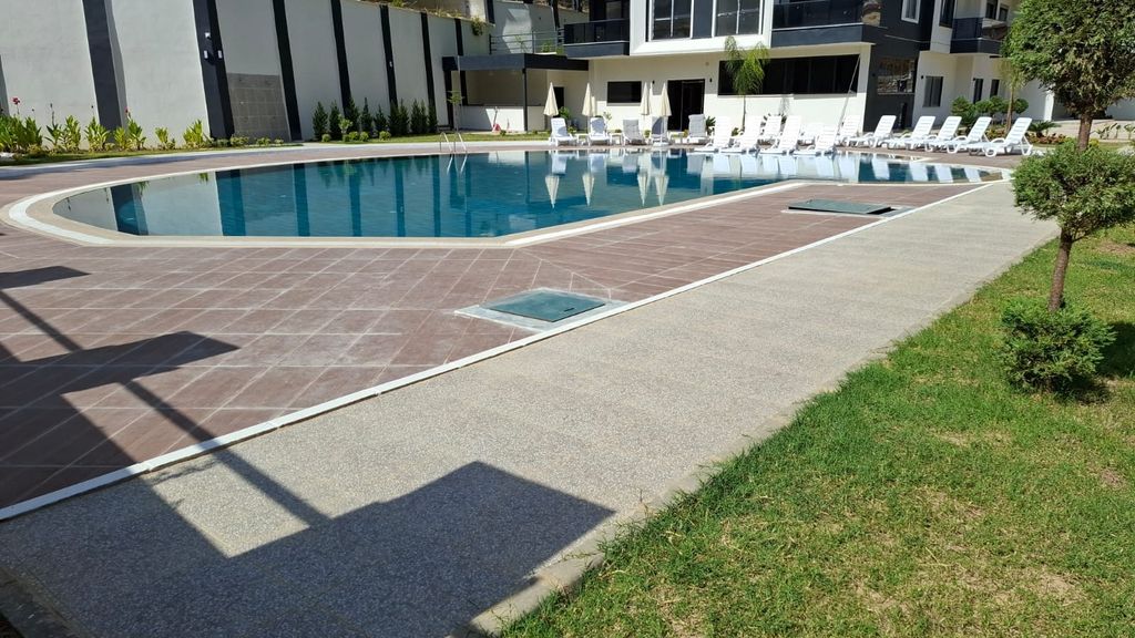 Property photo 3 of 25 Alanya Residence Apartment For Sale - Communal Swimming Pool And Sun Terrace