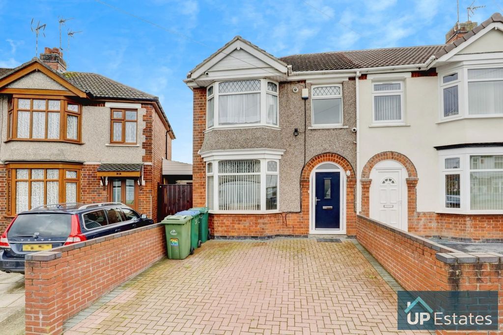 Property photo 1 of 14 Front Aspect