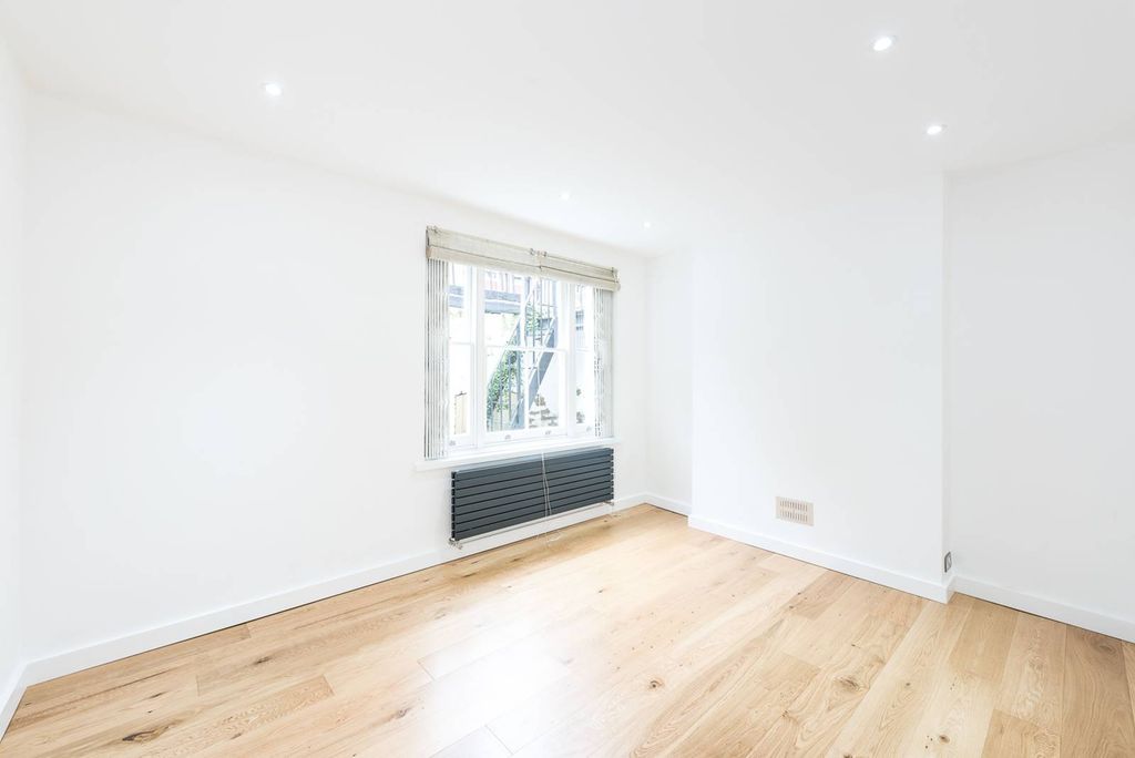 Property photo 2 of 5