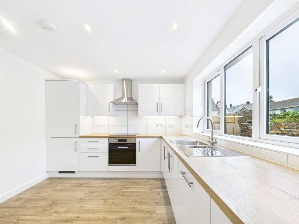 Property photo 3 of 15 Picture No. 20