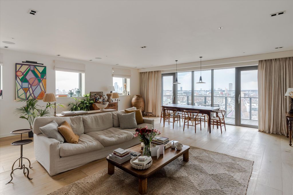 Property photo 1 of 24 Image