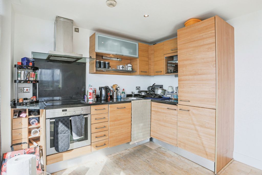 Property photo 2 of 16 Photography