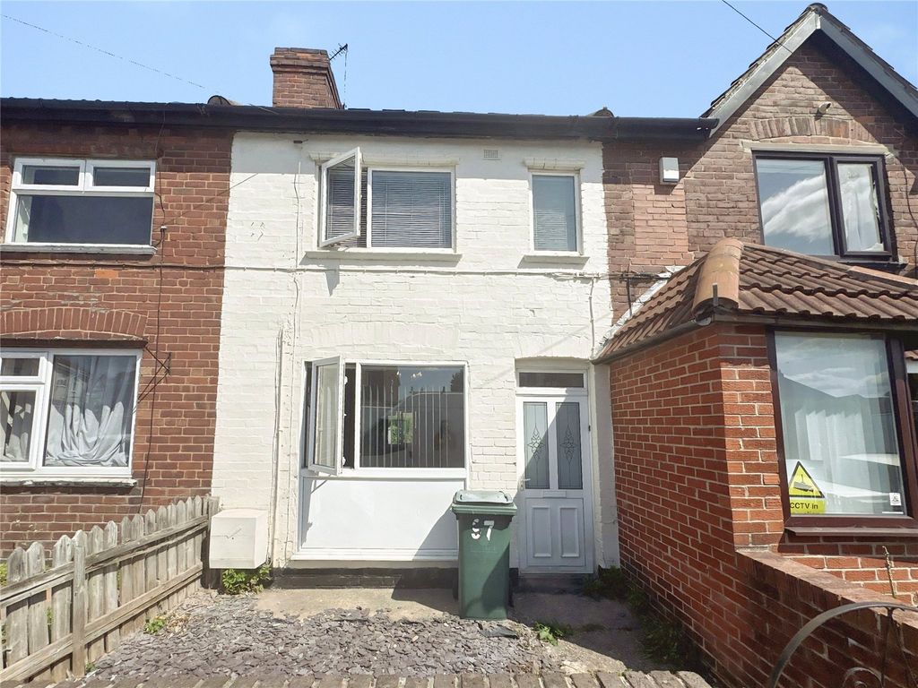 Property photo 1 of 10 Front