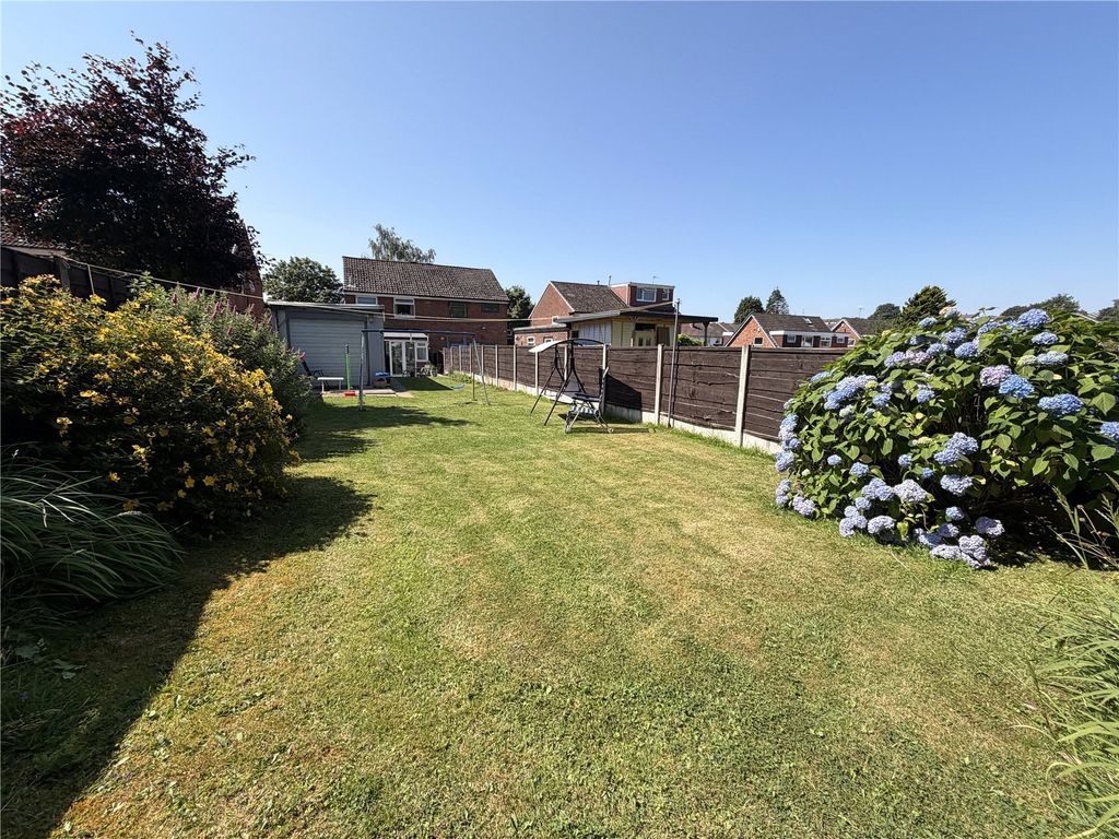 Property photo 1 of 19 Picture No. 18