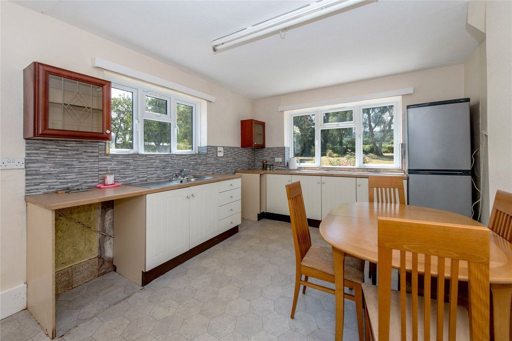 Property photo 3 of 23 Picture No. 20