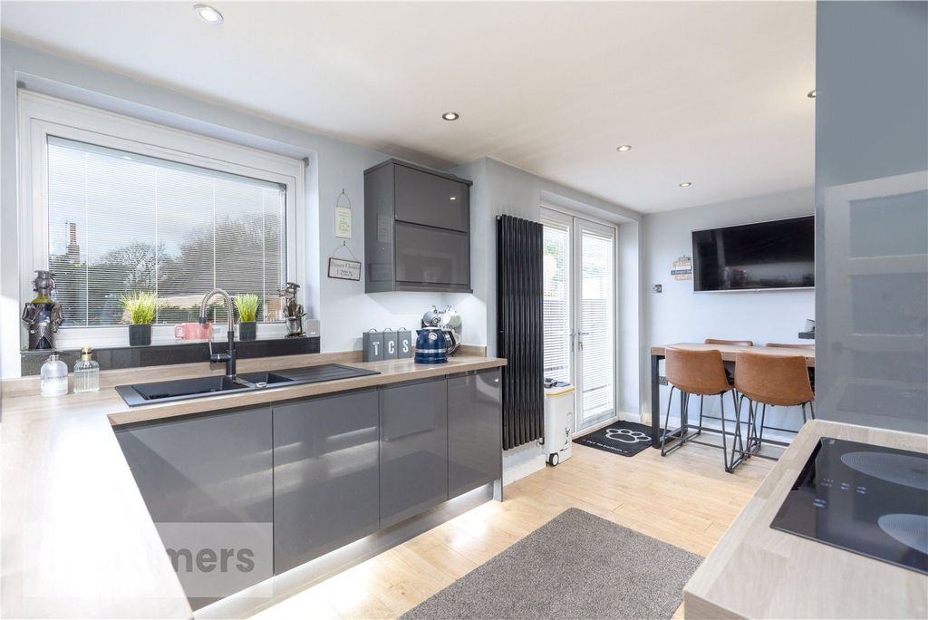 Property photo 1 of 21 Kitchen/Diner