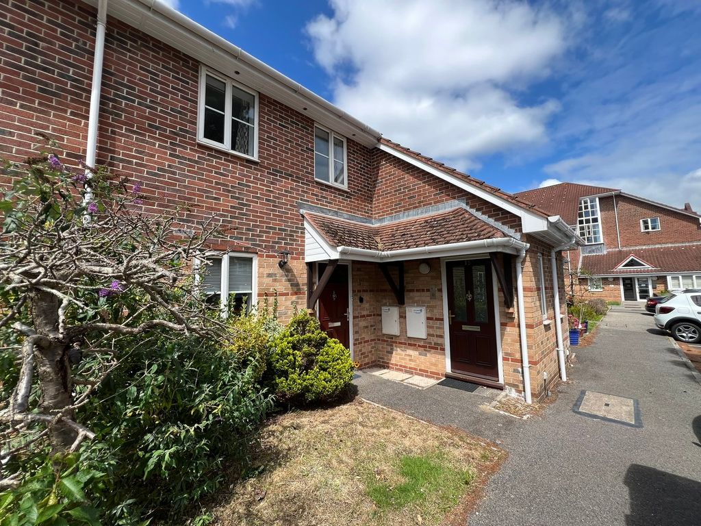 Property photo 1 of 16