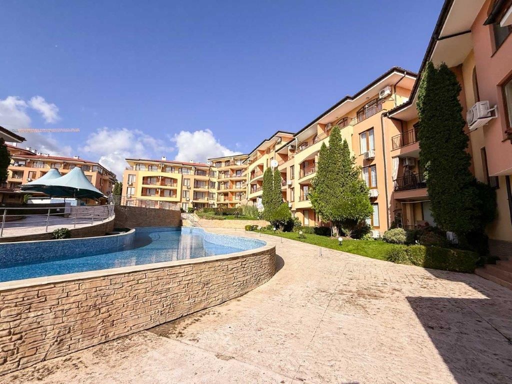 Property photo 1 of 19