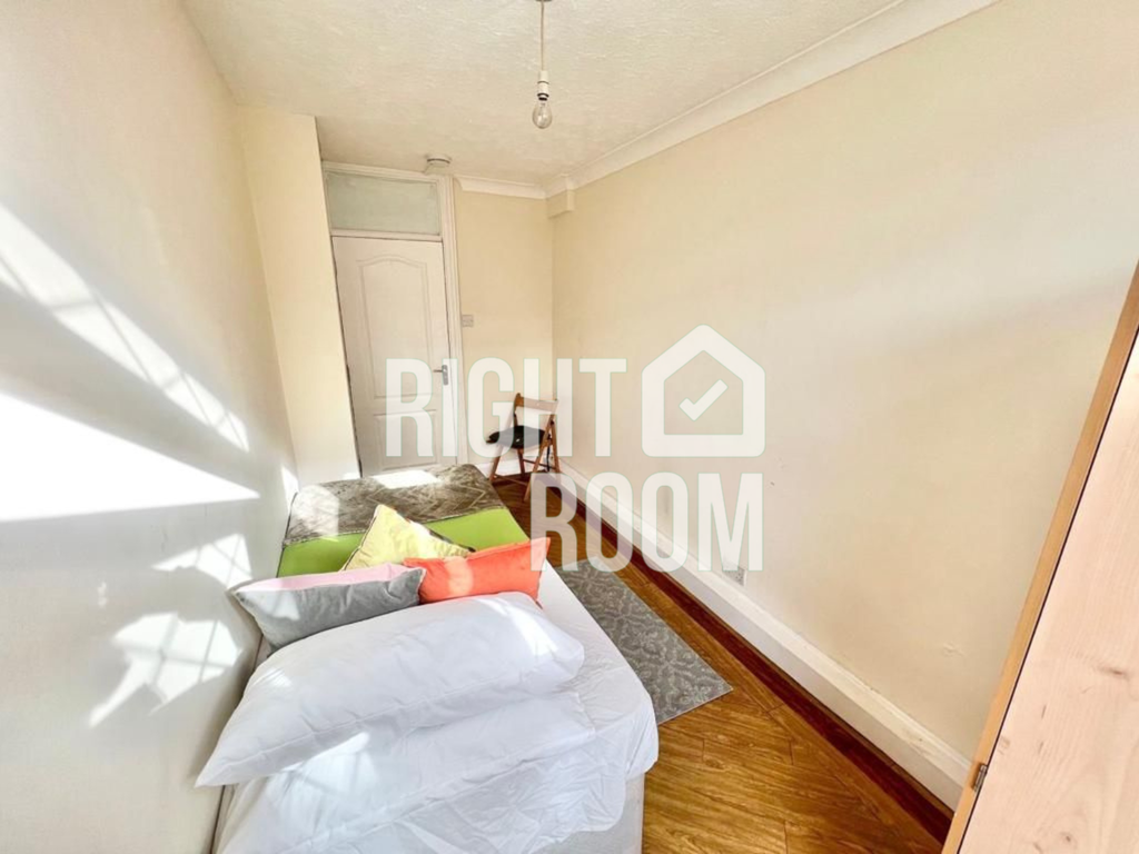 Property photo 2 of 4