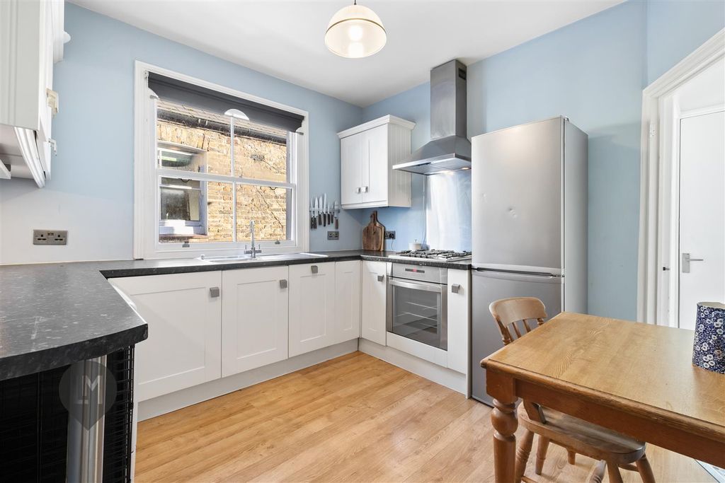 Property photo 3 of 5 Kitchen/Dining Room
