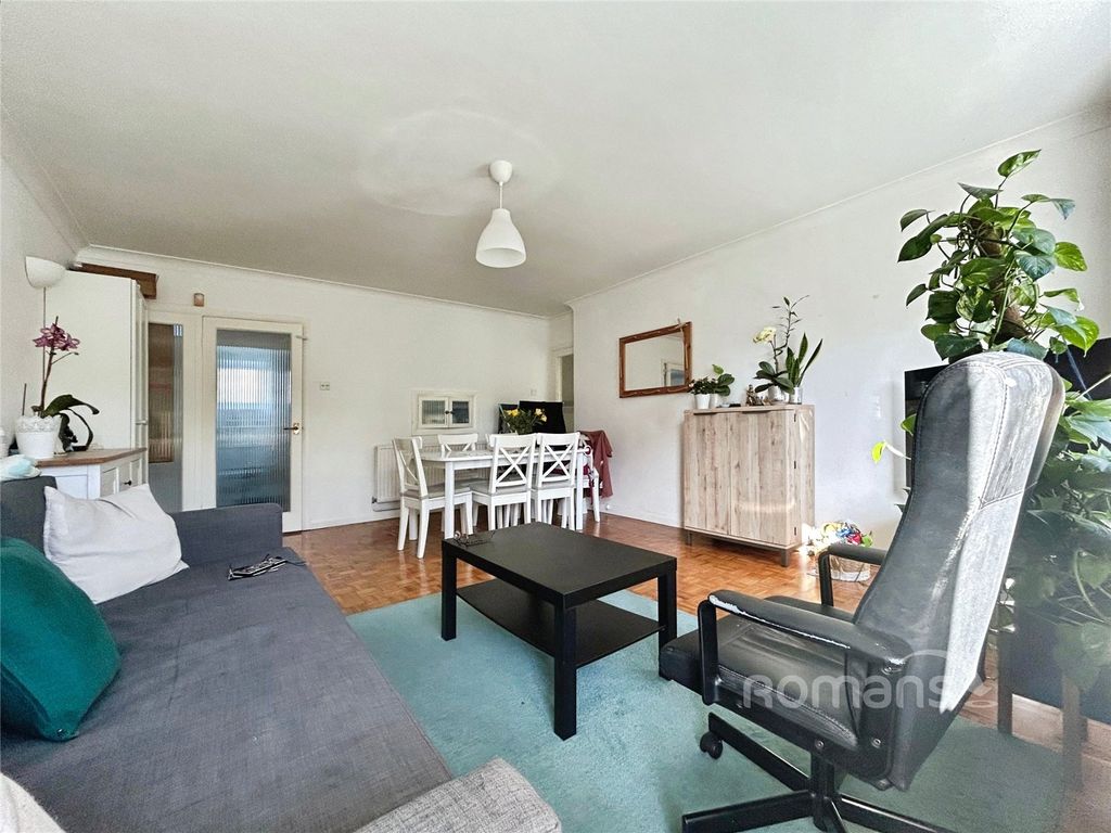 Property photo 3 of 12 Picture No. 14