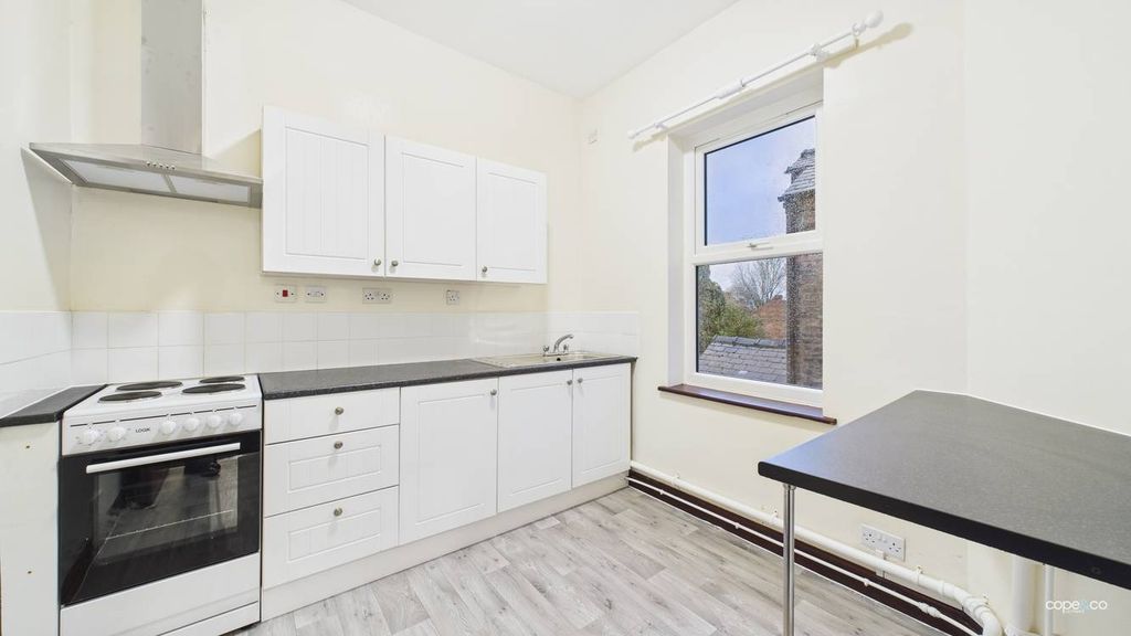 Property photo 1 of 7 4574132