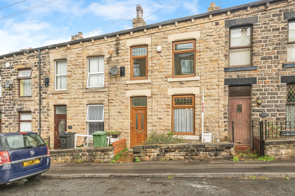 Property photo 1 of 12