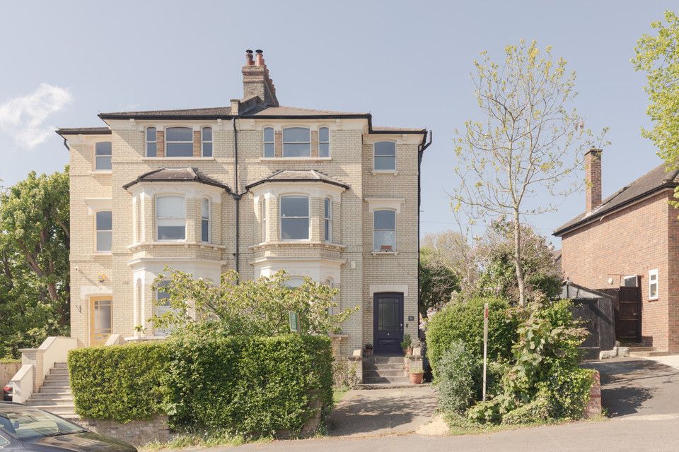 Property photo 1 of 37