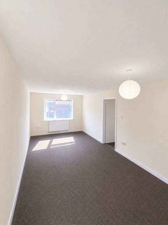 Property photo 2 of 14 Photo 1