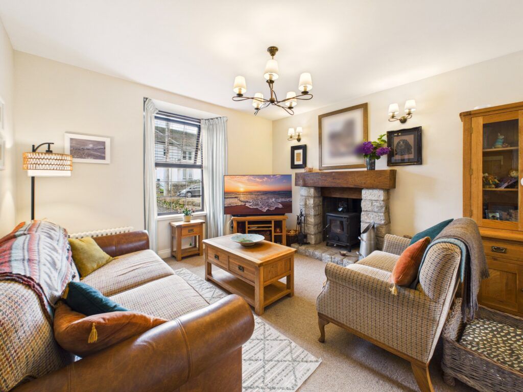 Property photo 3 of 55