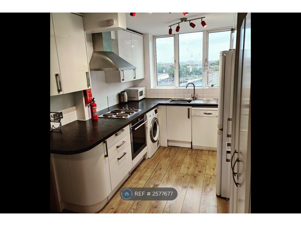 Property photo 1 of 18 Kitchen And Communal Space