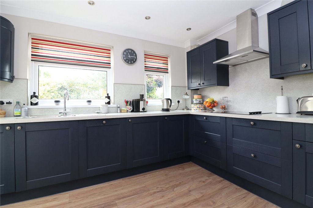 Property photo 3 of 26 Picture No. 42