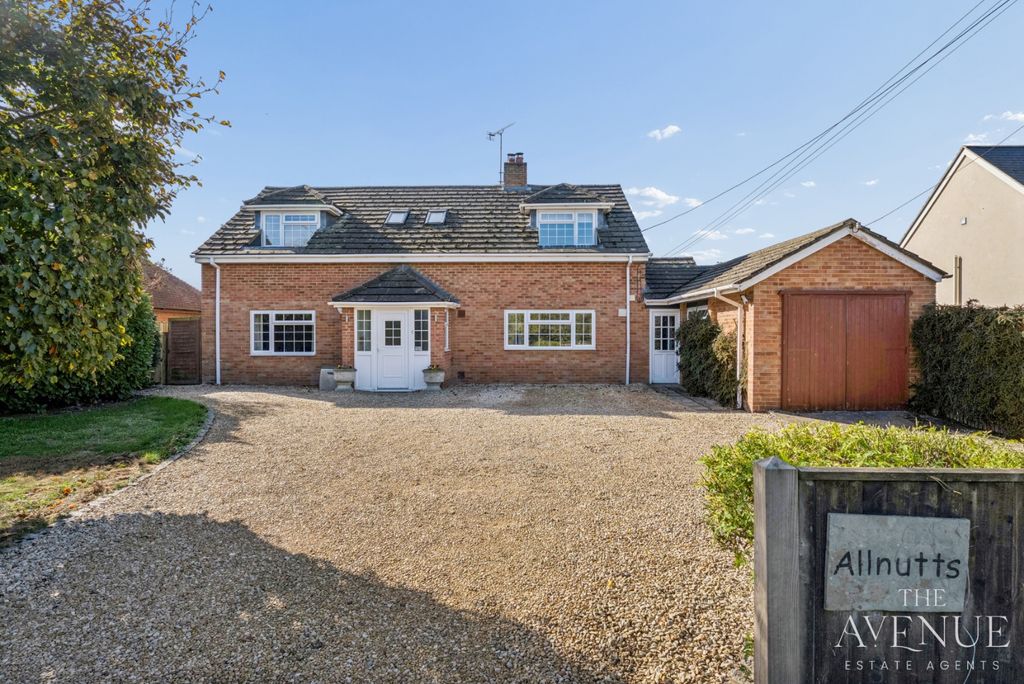Property photo 3 of 26 4951705