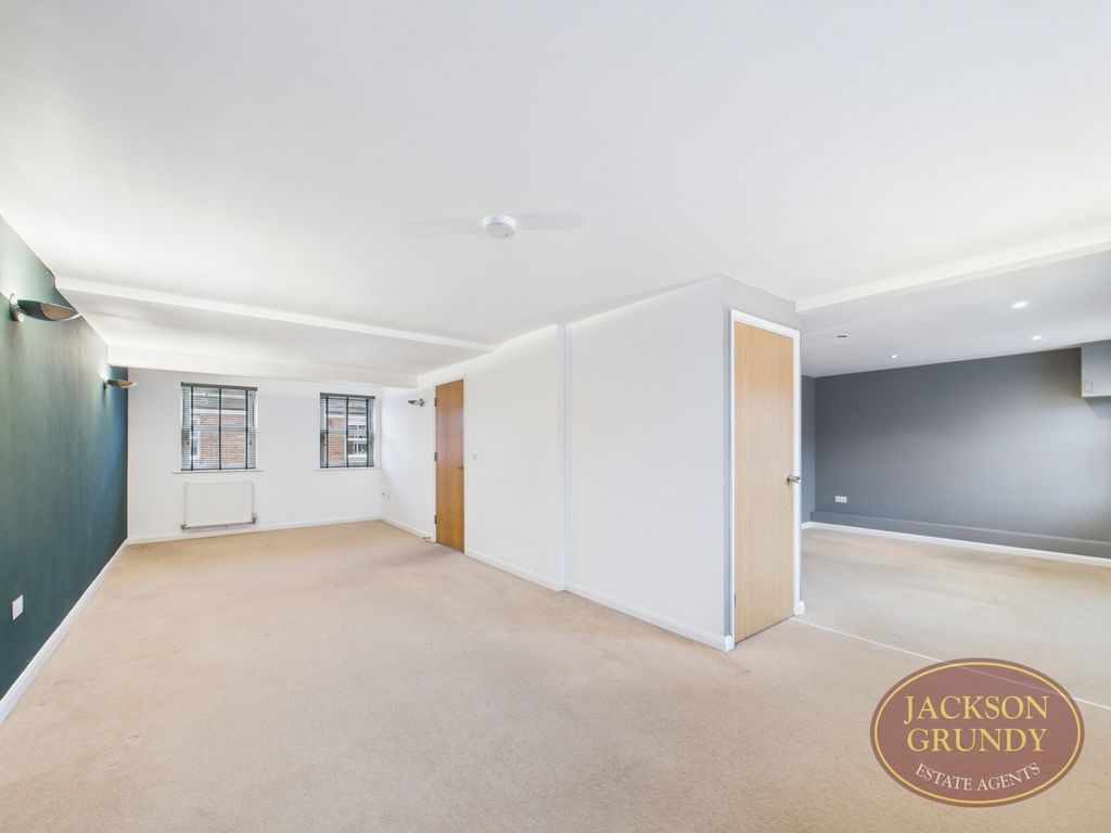 Property photo 2 of 26 Sheep Street