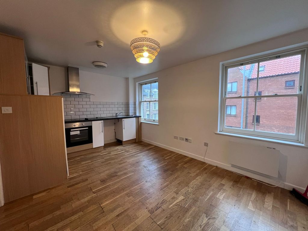 Property photo 3 of 7 Bedroom