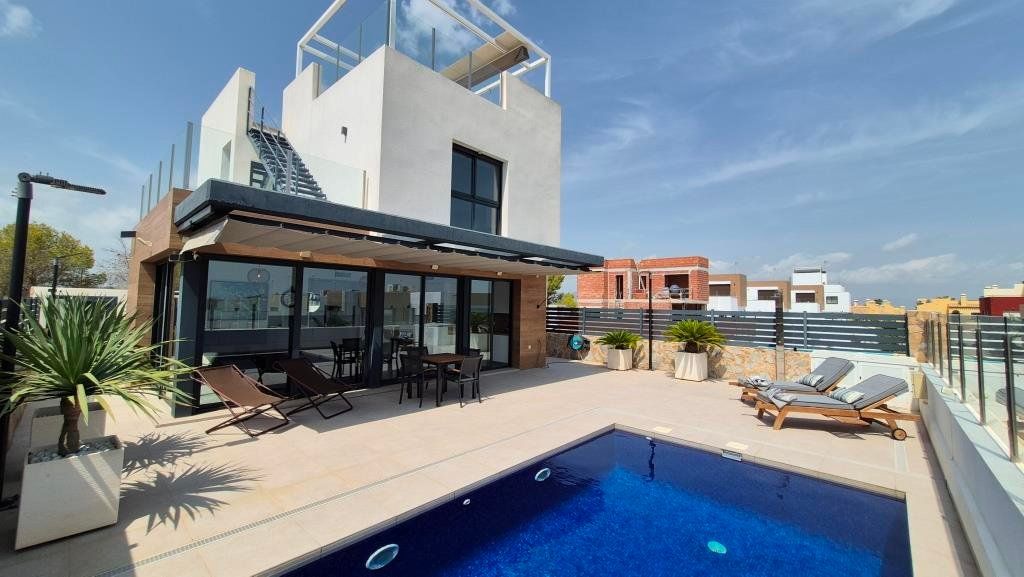Property photo 1 of 51 Modern Villa With Swimming Pool And Large Garage At La Finca Golf Resort (Algorfa)