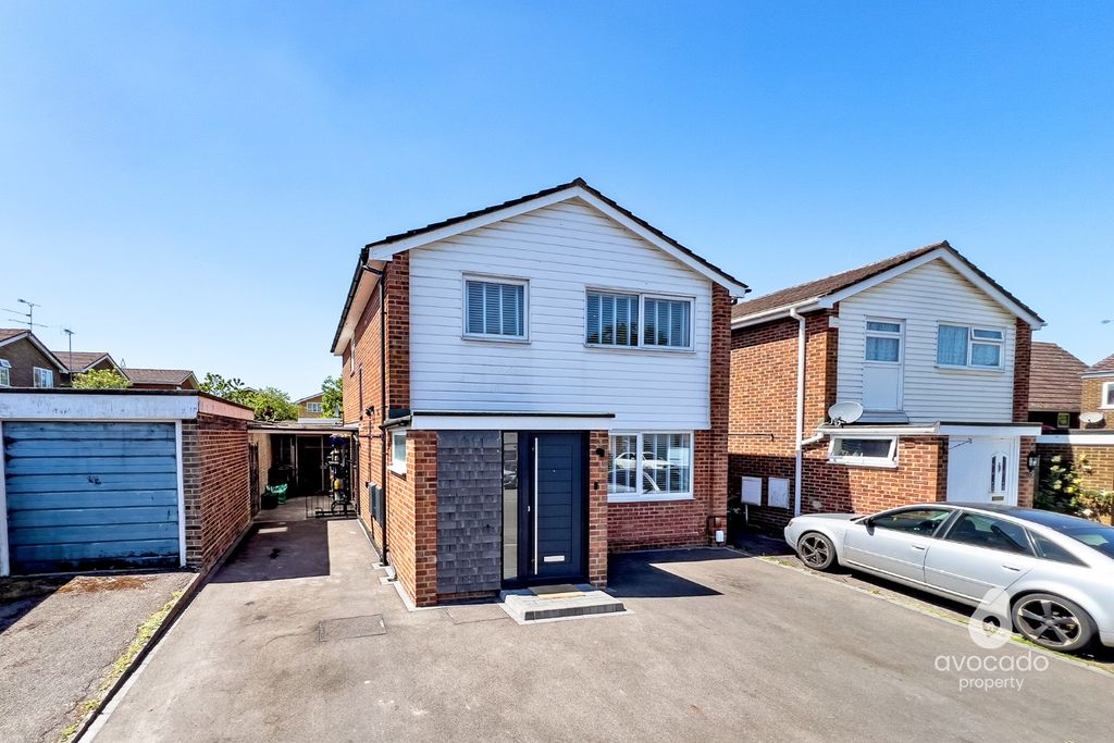 Property photo 1 of 16 4216110