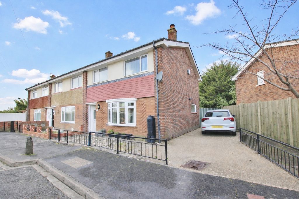 Property photo 1 of 20