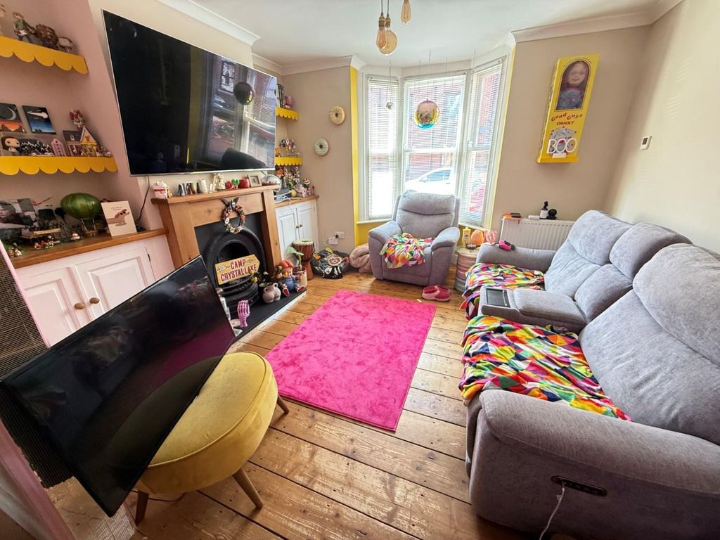 Property photo 3 of 10 6.Jpg