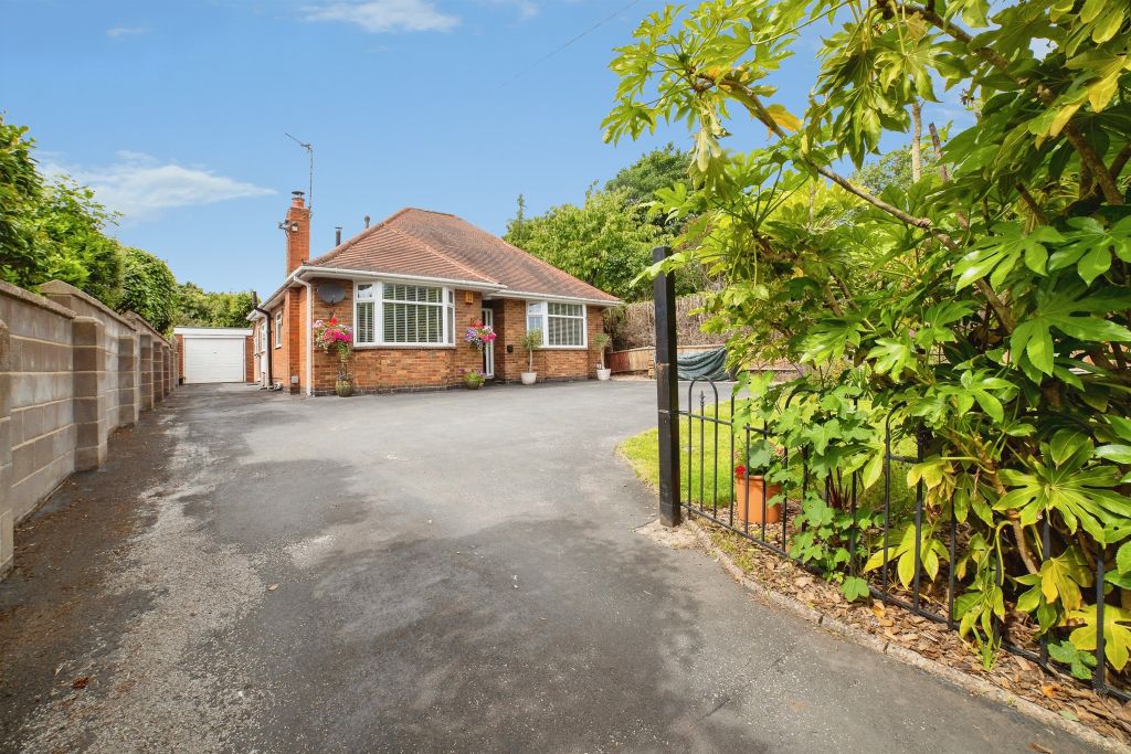 Property photo 3 of 34