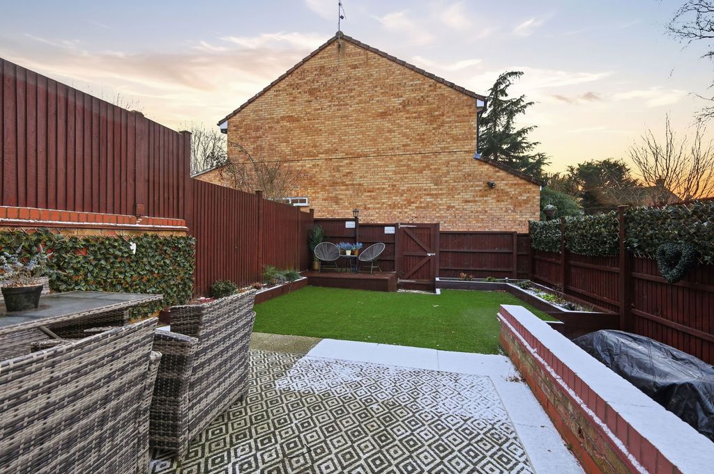 Property photo 3 of 15