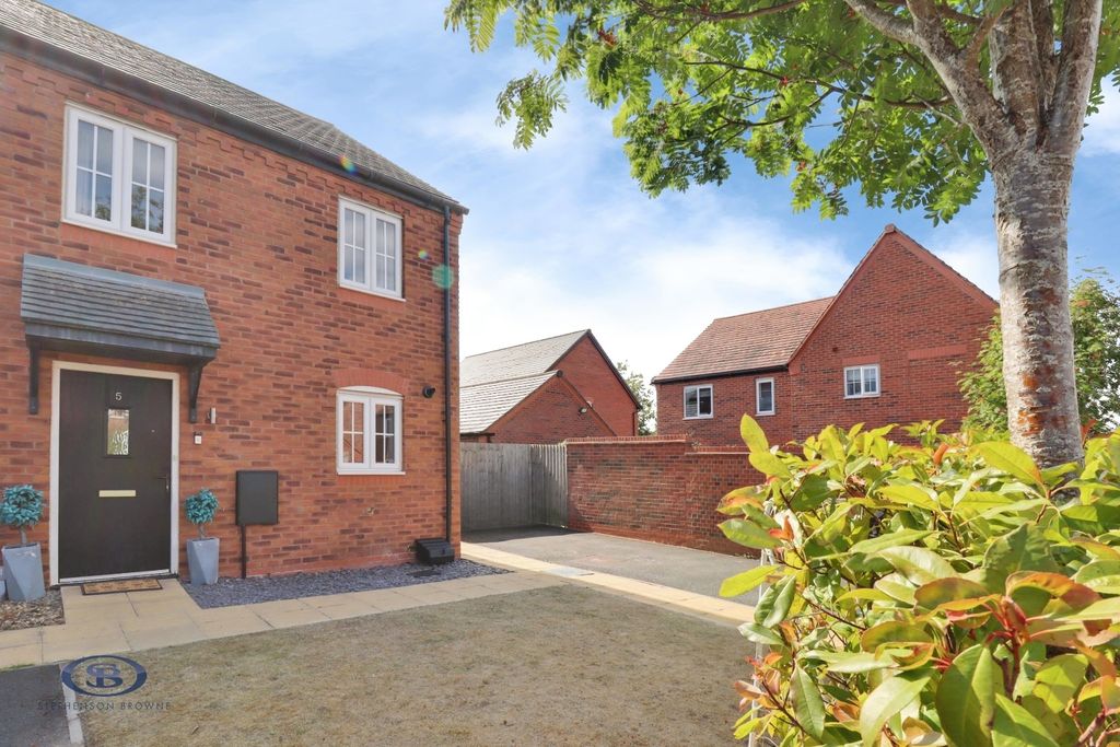 Property photo 2 of 19 Pbox-Img.Jpg